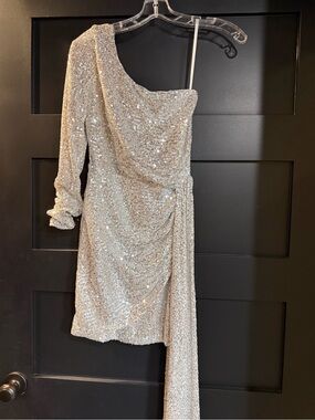 Silver One-Shoulder Sequin Mini Dress
